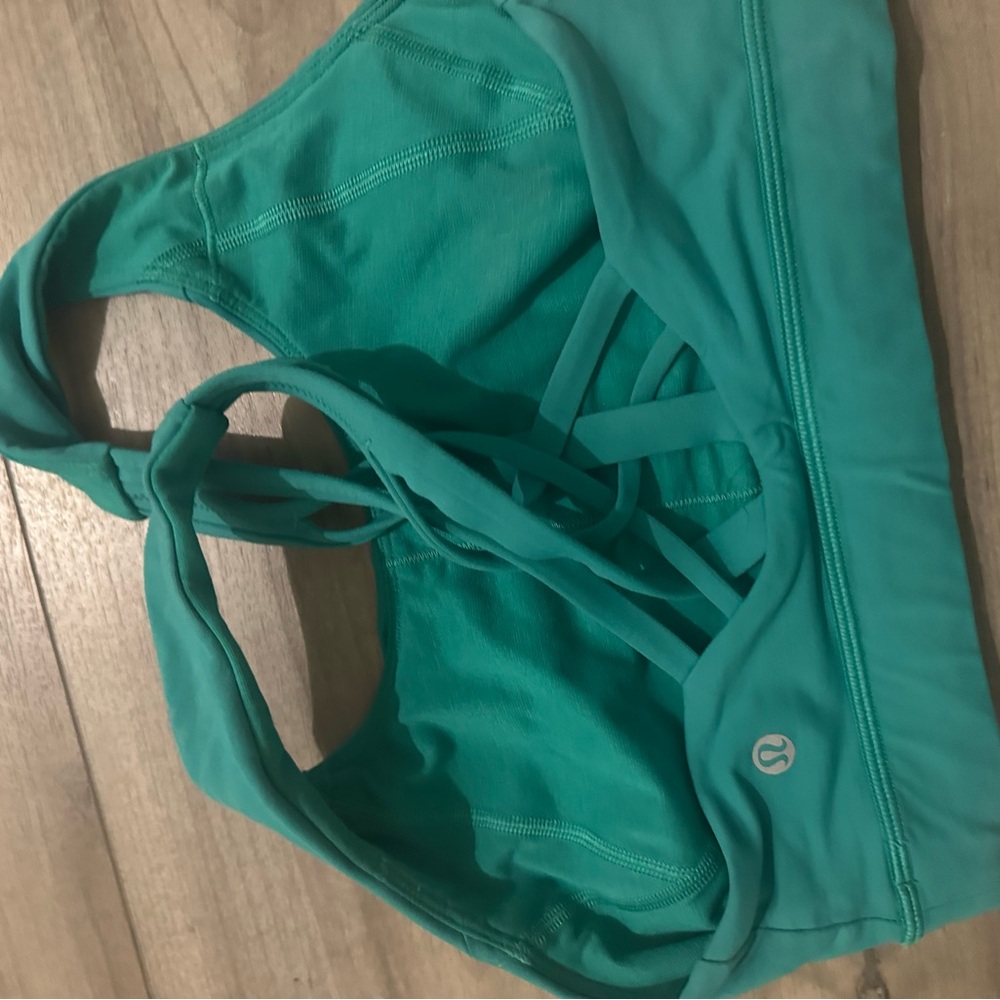 Lulu lemon bra